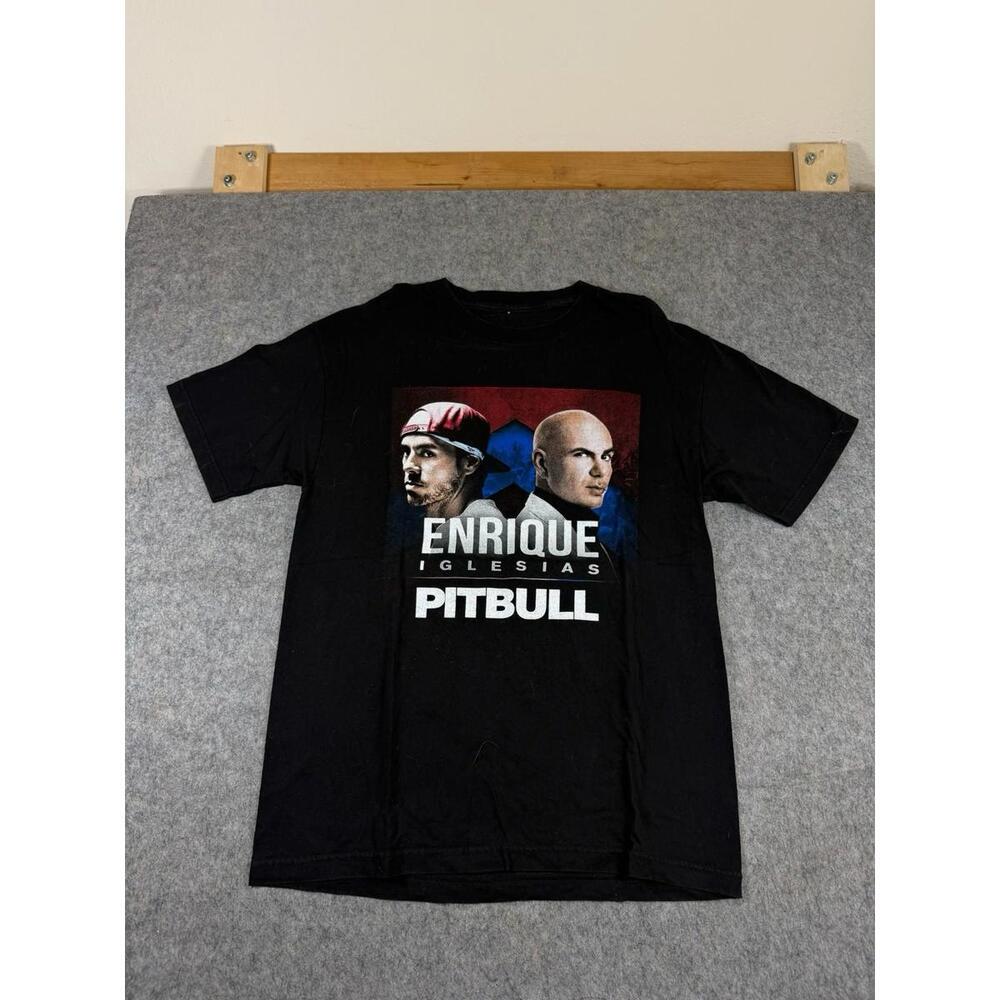 PITBULL / ENRIQUE IGLESIAS 2017 Live Tour Concert T-Shirt Adult L